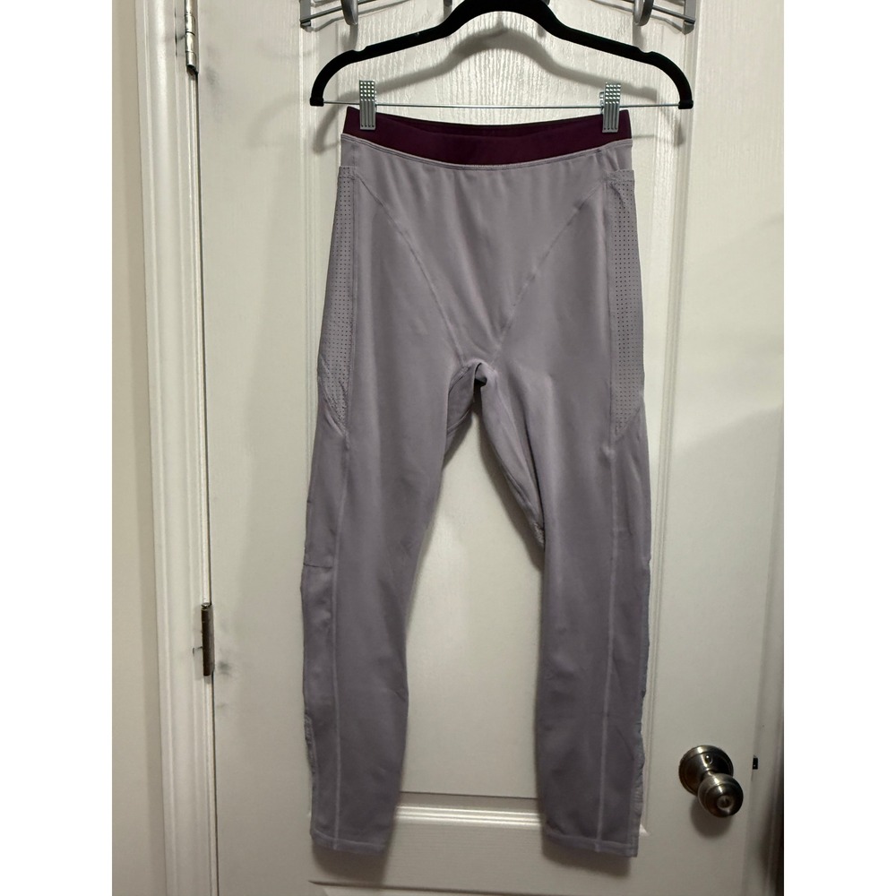 Fabletics Motion365 Spin Leggings M Lavender Purple Perforated High Waist Crop